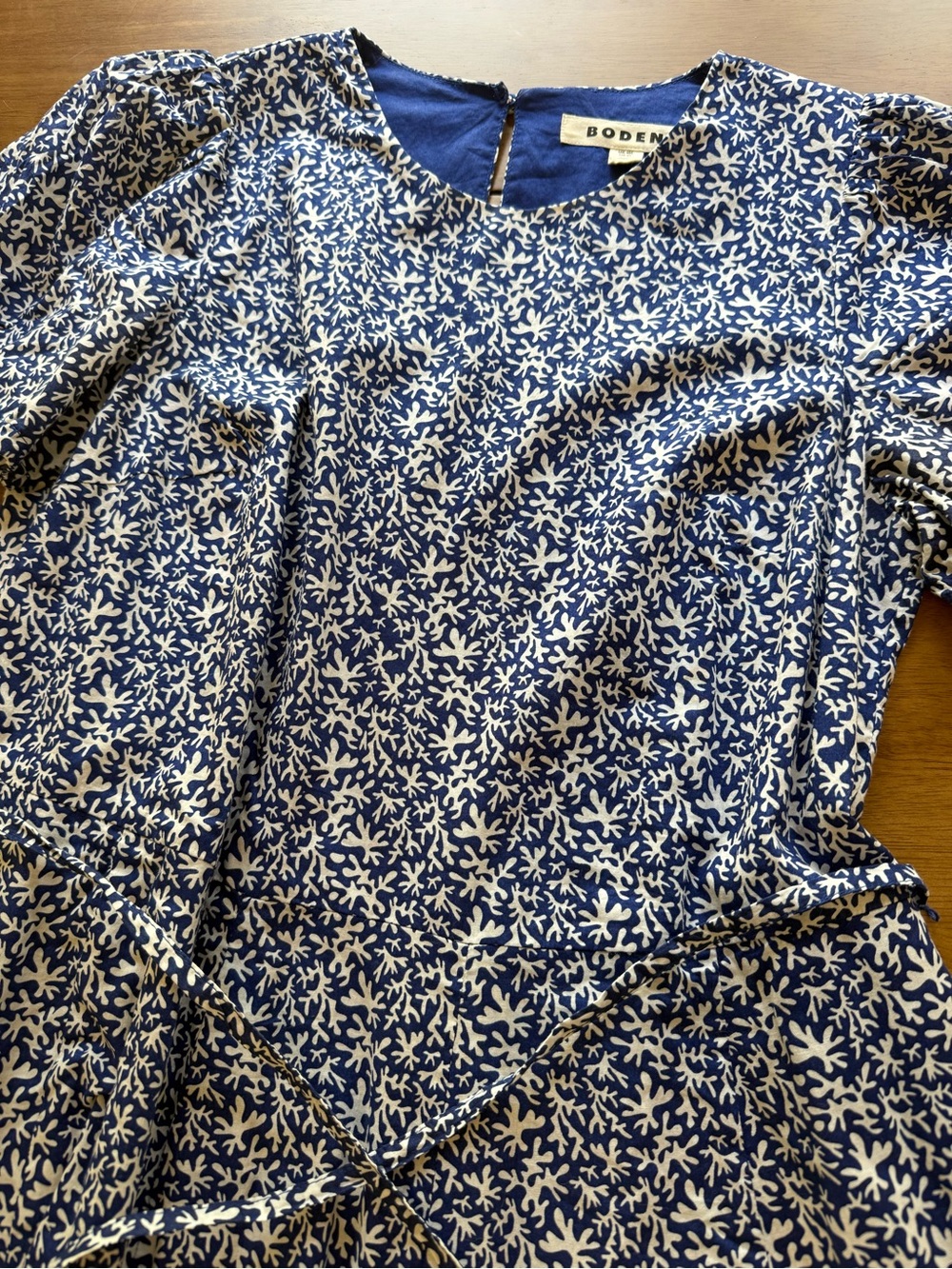 Boden Blue and White Floral Tie-Waist Casual Dress Size 6Long - Picture 4 of 14